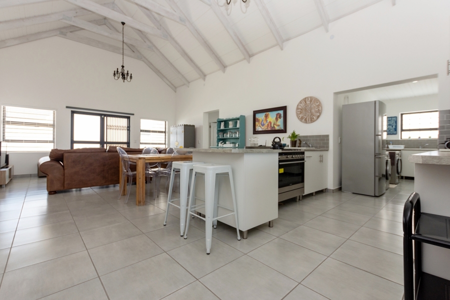 3 Bedroom Property for Sale in Britannia Bay Western Cape
